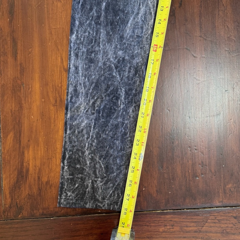 T-Party Fold Over Mineral Wash Leggings - Picture 10 of 14